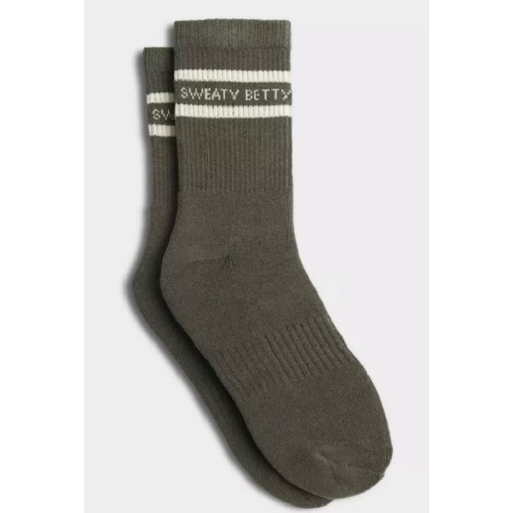 6651 NWT Sweaty Betty Varsity Slogan Socks in Umbra Green Size 6-8